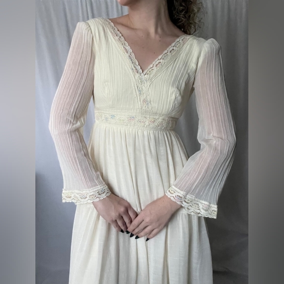 VTG 70s Nadine Prairie Maxi Dress - Picture 2 of 13